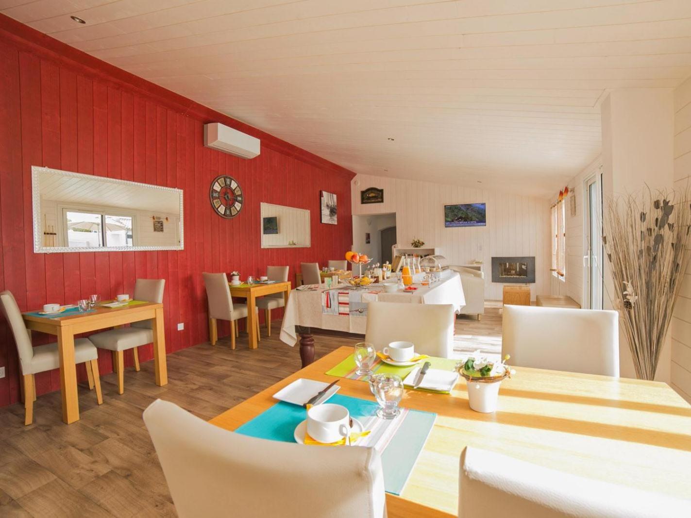 Locations De Vacances Le Clos Rhea Saint-Martin-de-Re Room photo
