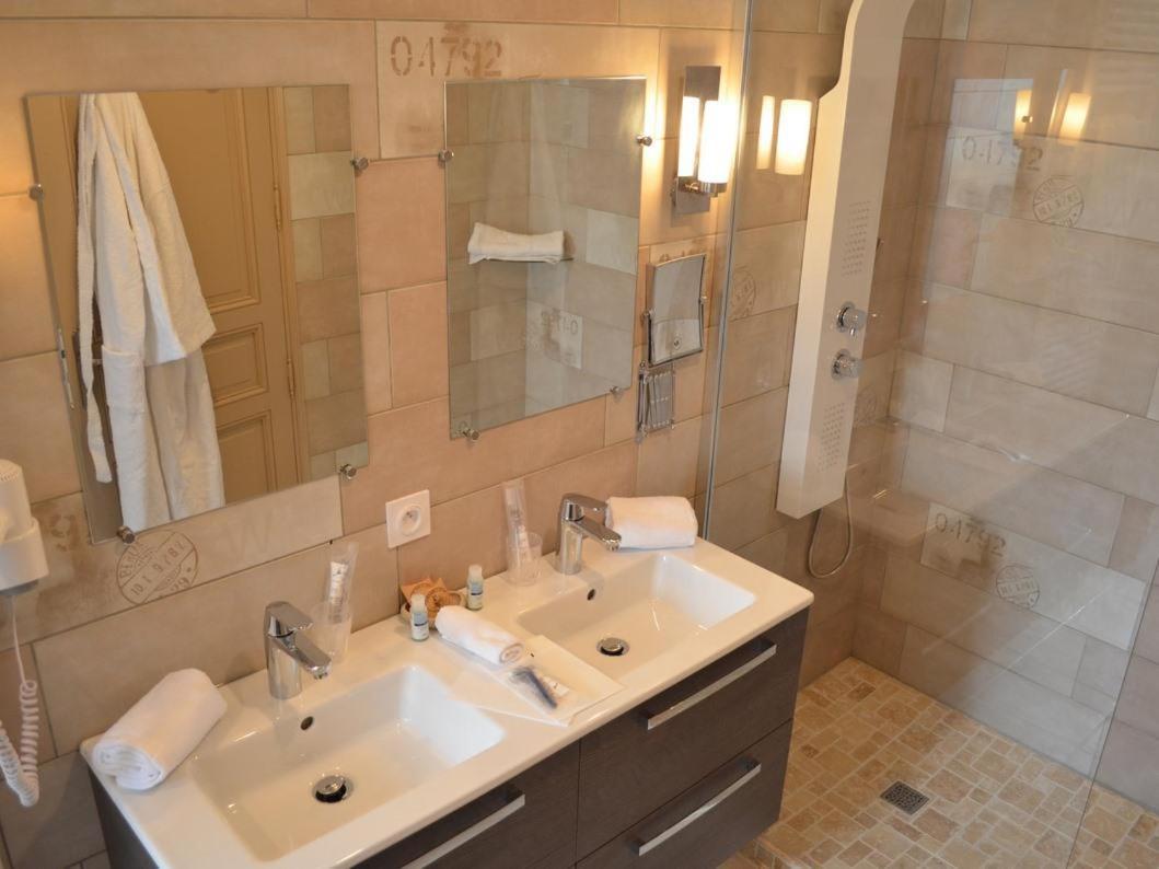 Locations De Vacances Le Clos Rhea Saint-Martin-de-Re Room photo